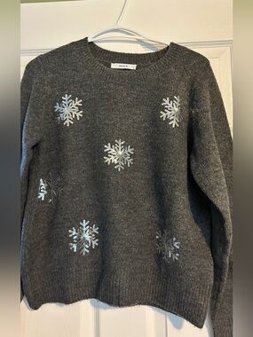Charcoal Gray Snowflake Sequin Sweater